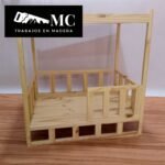 Mesa de Noche con Cama para Mascotas con Baranda al Frente