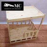 Mesa de Noche con Cama para Mascotas con Baranda al Frente